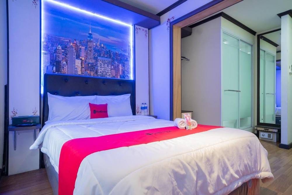 RedDoorz Premium