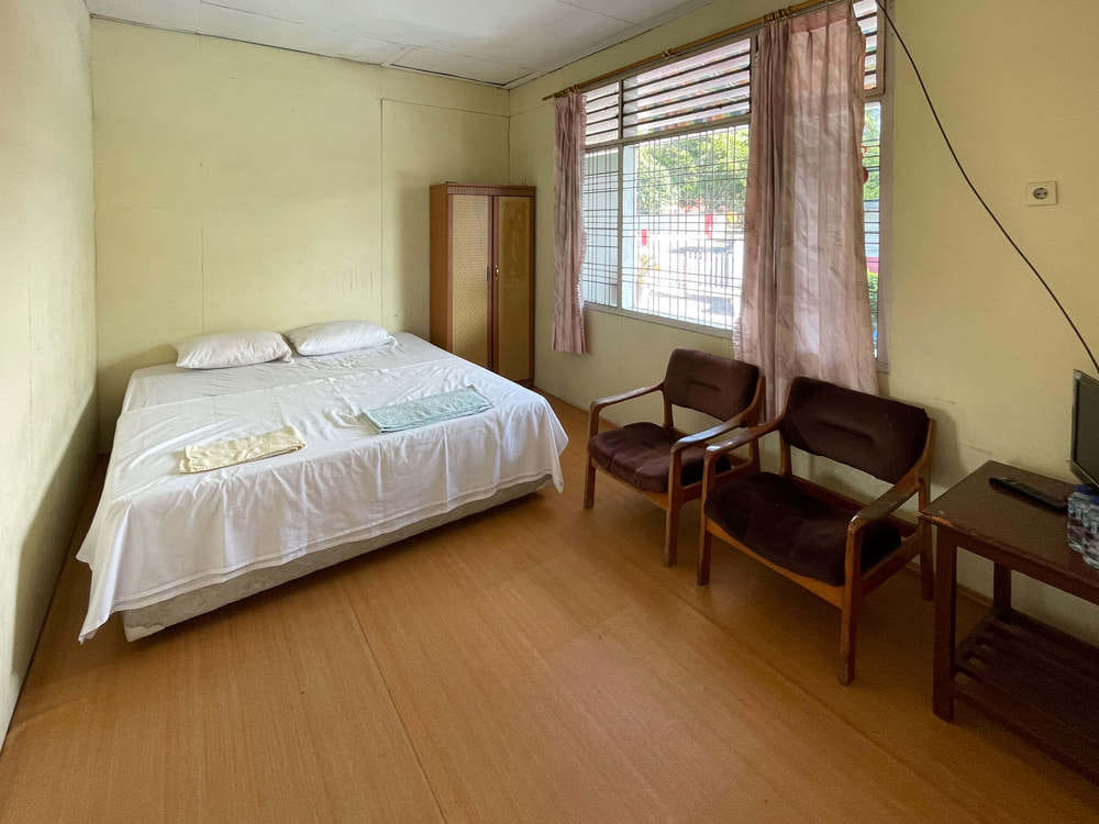 Standard Room with Sharing Bathroom