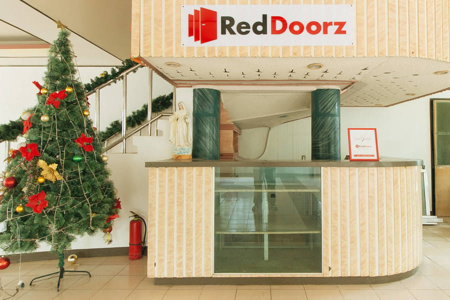 Reddoorz @ Royal Grande Beach Resort Batangas