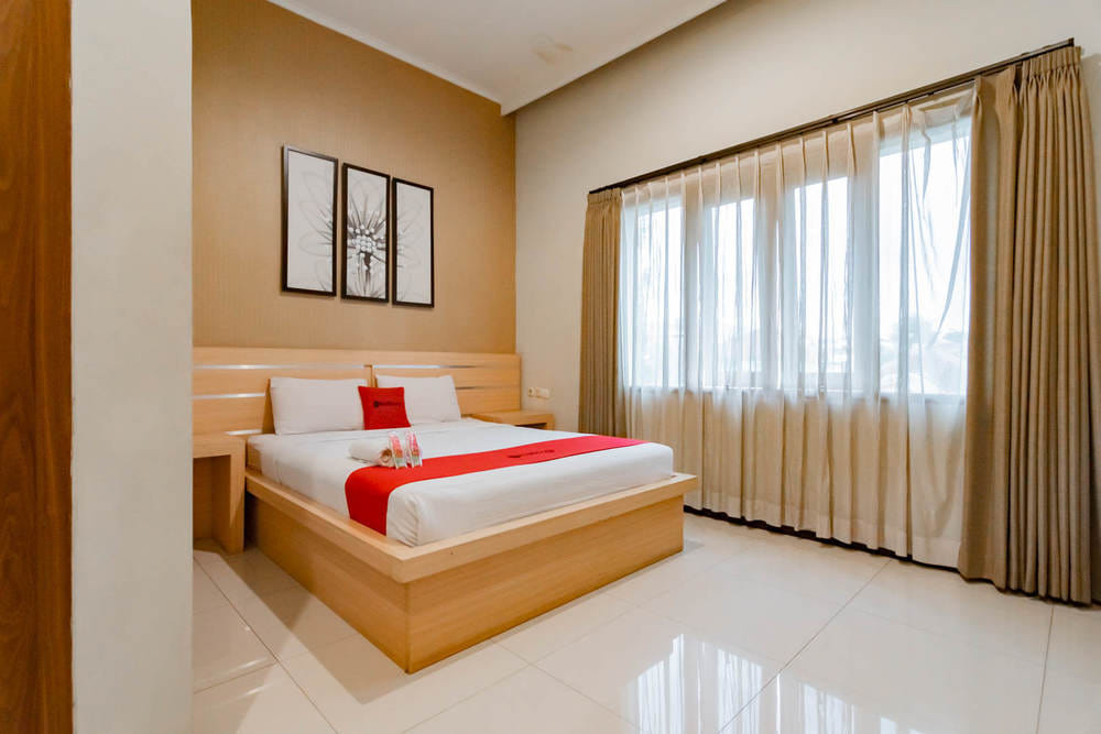 RedDoorz Room