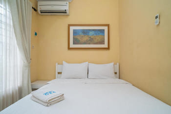 Omah Inap D24 Syariah near Universitas Aisyiah Yogyakarta RedPartner