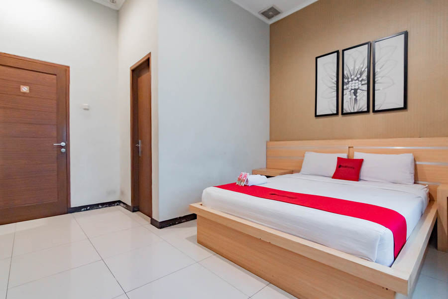 RedDoorz near Lembang Park & Zoo 2
