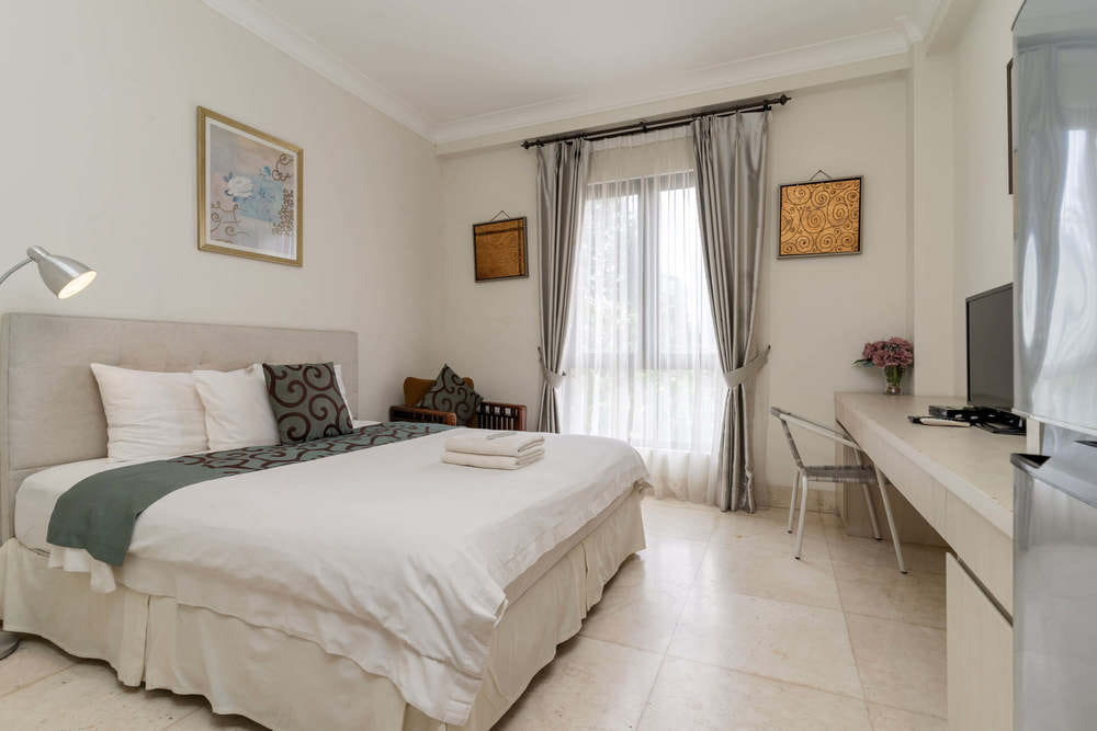 SALE Room