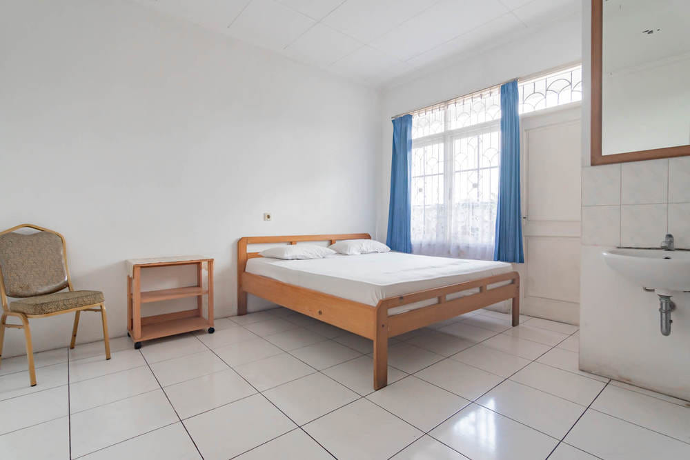 SALE Room