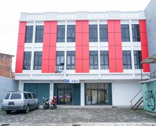 RedDoorz near Stasiun Tangerang