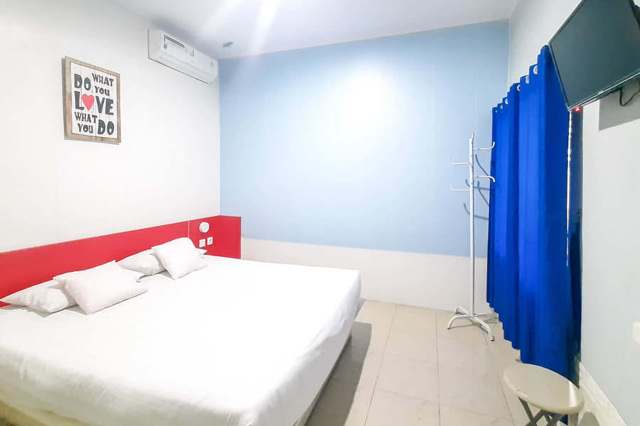 Londres Bed and Breakfast RedPartner near Gembira Loka Zoo