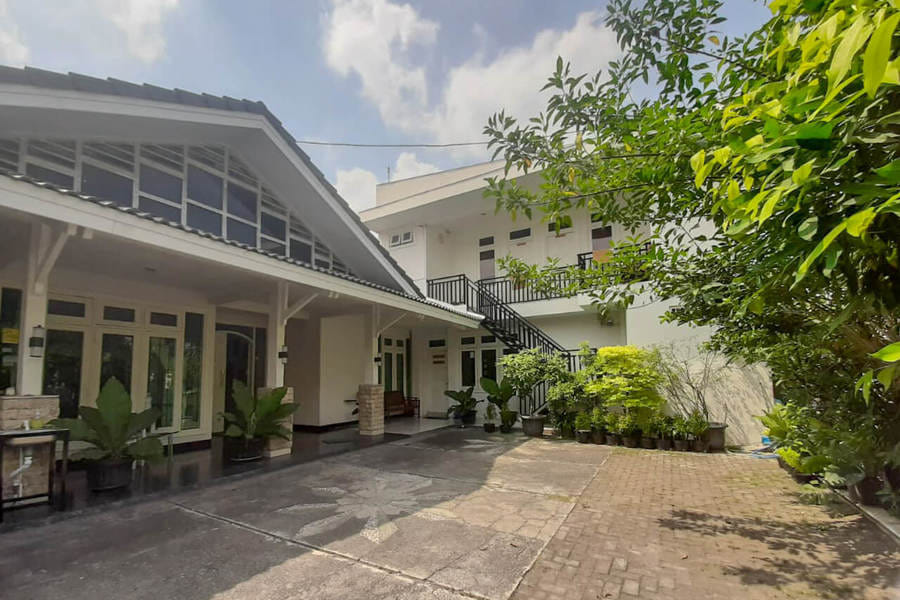 Londres Bed and Breakfast RedPartner near Gembira Loka Zoo