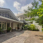 Londres Bed and Breakfast RedPartner near Gembira Loka Zoo