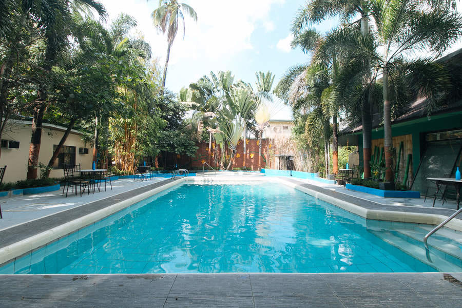 RedDoorz @ The VJour Hotel Angeles