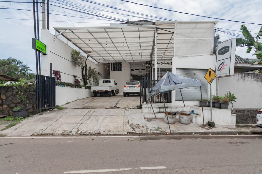 Urbanview Hotel One Family Maribaya