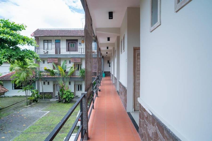 Urbanview Hotel Wayan Mansion