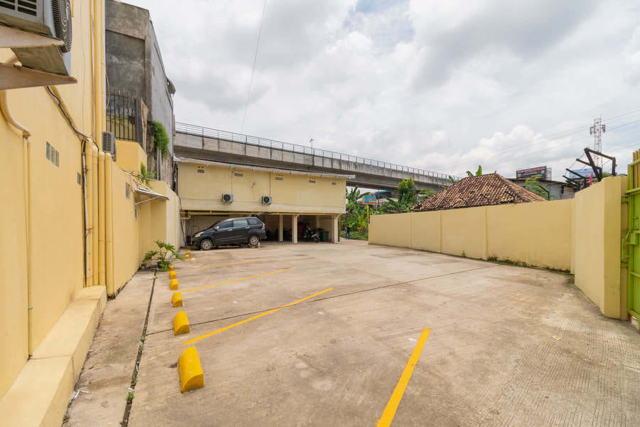 RedDoorz @ Jalan Kolonel Haji Burlian Palembang 2