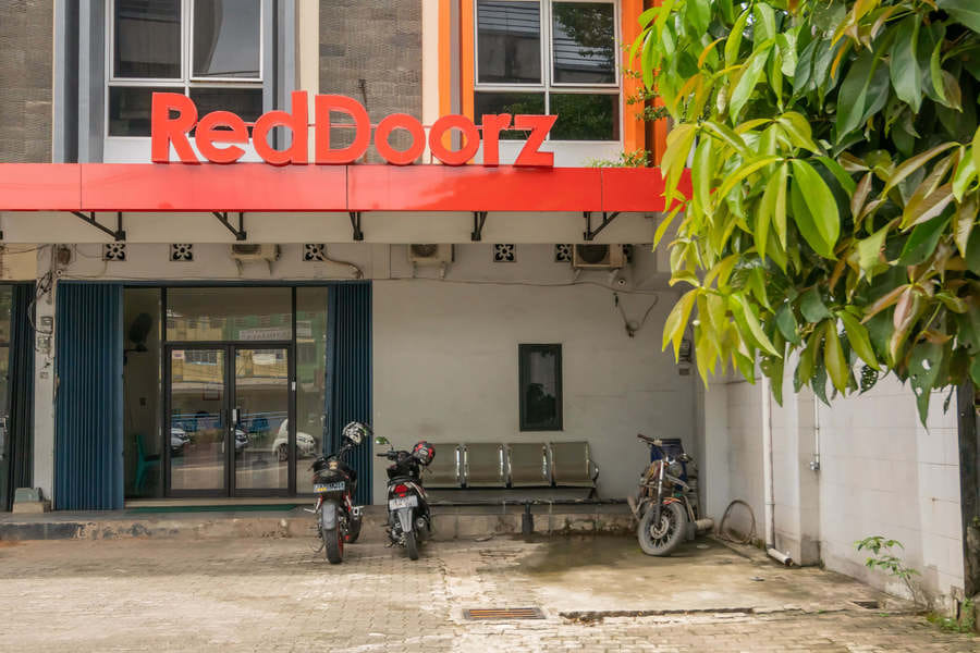 RedDoorz near Taman Wisata Alam Punti Kayu Palembang 2