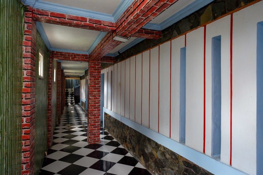 RedDoorz near Alun Alun Batu