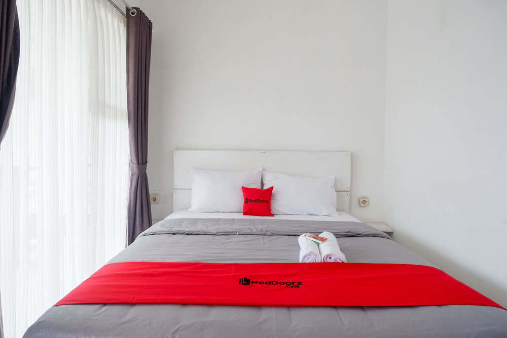 RedDoorz Room