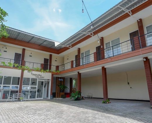RedDoorz Syariah @ Raya Punten Batu