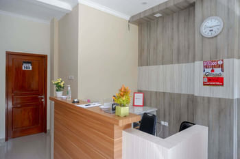 RedDoorz Plus @ Karangploso