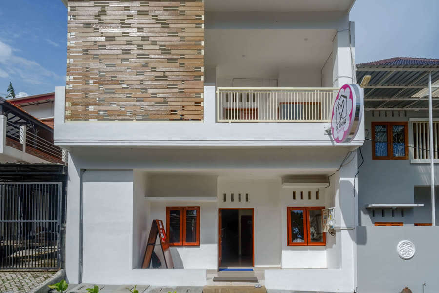 RedDoorz Plus @ Karangploso