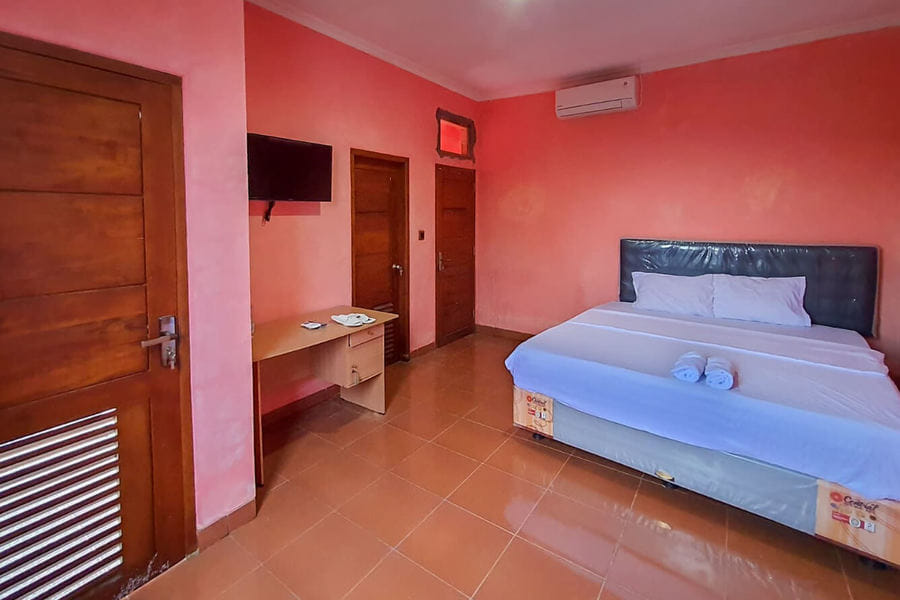 Pakde air cafe and homestay Grabag Magelang RedPartner