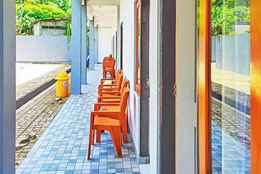 Shekinah Homestay & Cafe Waikabubak RedPartner