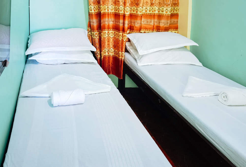 RedDoorz Standard Room