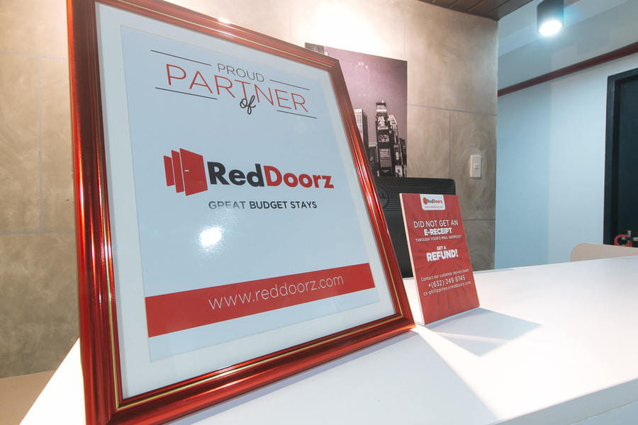 RedDoorz @ Precious Dem Beach Resort Pagudpud