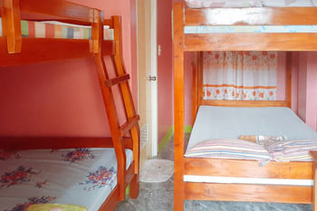 RedDoorz @ Precious Dem Beach Resort Pagudpud