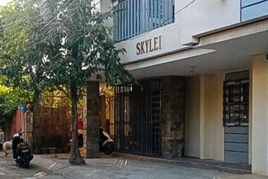 Skyleigh Apartelle by RedDoorz