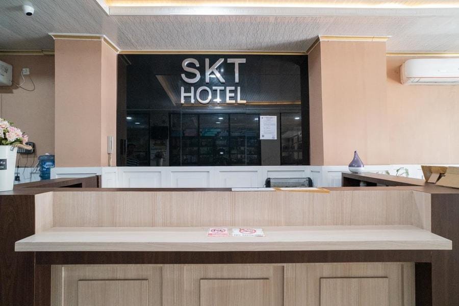 RedDoorz Plus Syariah near Pasar Turi