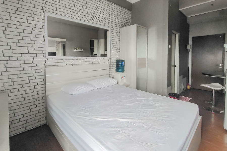 RedLiving Apartemen The Suites Metro Tower - King Property Tower C