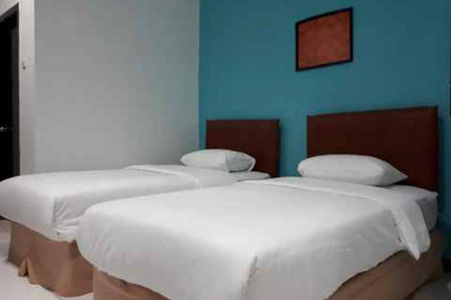 RedDoorz @ Hotel Rumberpon Sorong