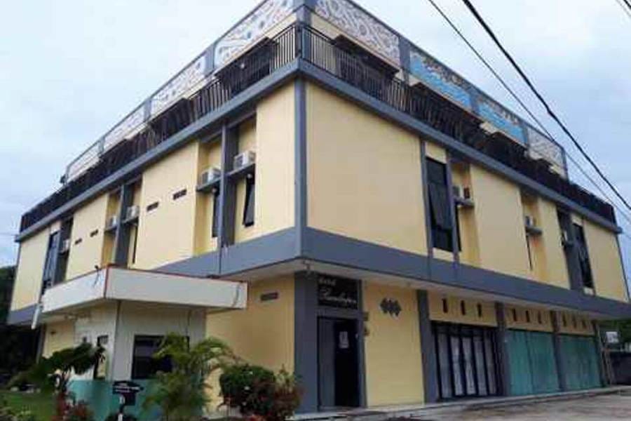 RedDoorz @ Hotel Rumberpon Sorong