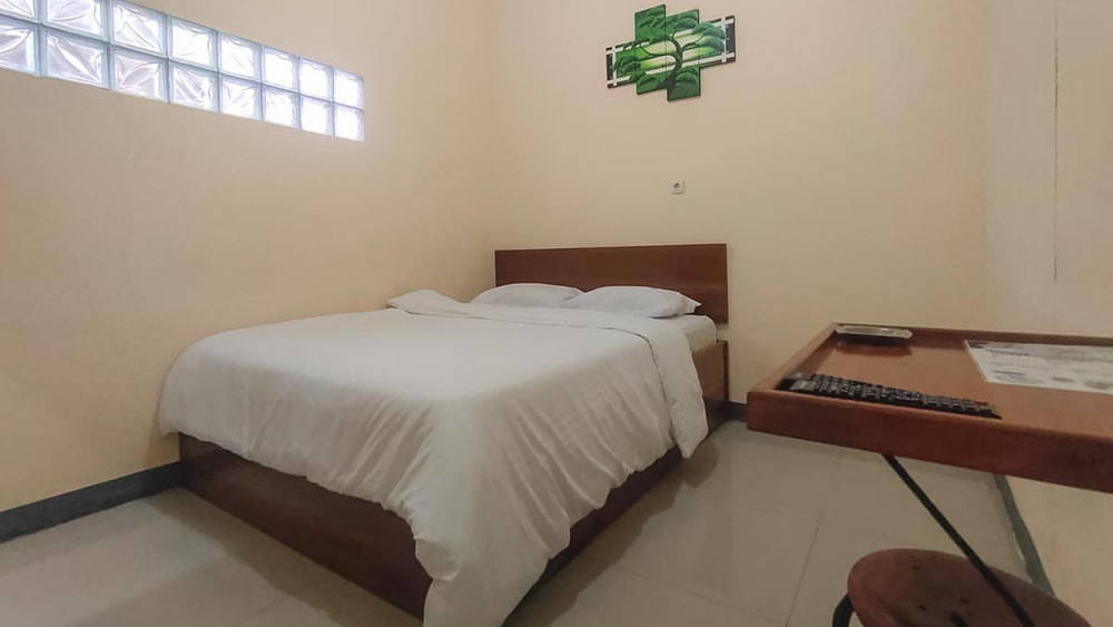 RedDoorz Room
