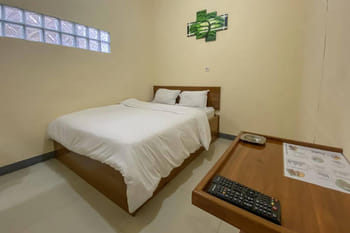 RedDoorz @ Merauke City Center