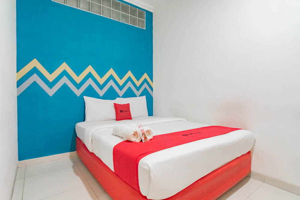 RedDoorz Room
