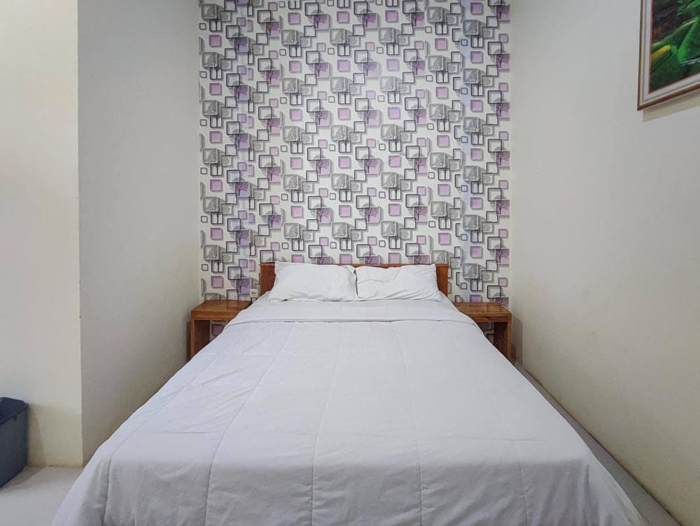 RedDoorz Room