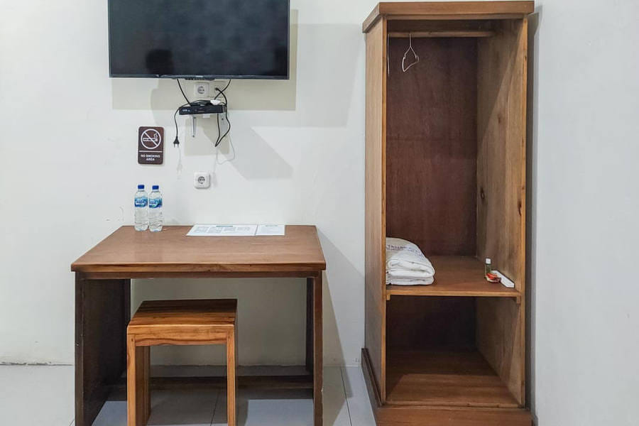 RedDoorz @ Tanakatto Homestay Waikabubak