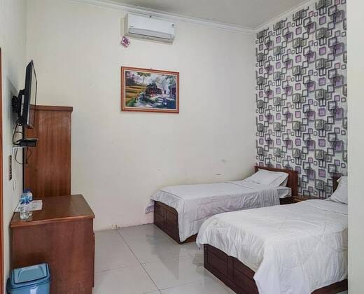 RedDoorz @ Tanakatto Homestay Waikabubak