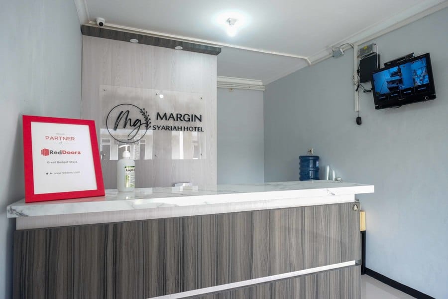 RedDoorz Syariah near Alun Alun Purwokerto 2