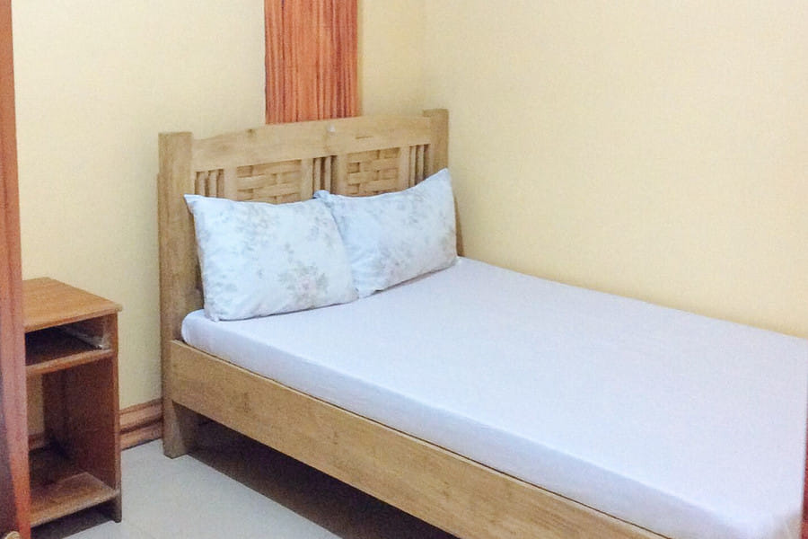 RedDoorz Hostel @ Baguio Tourist Cabin