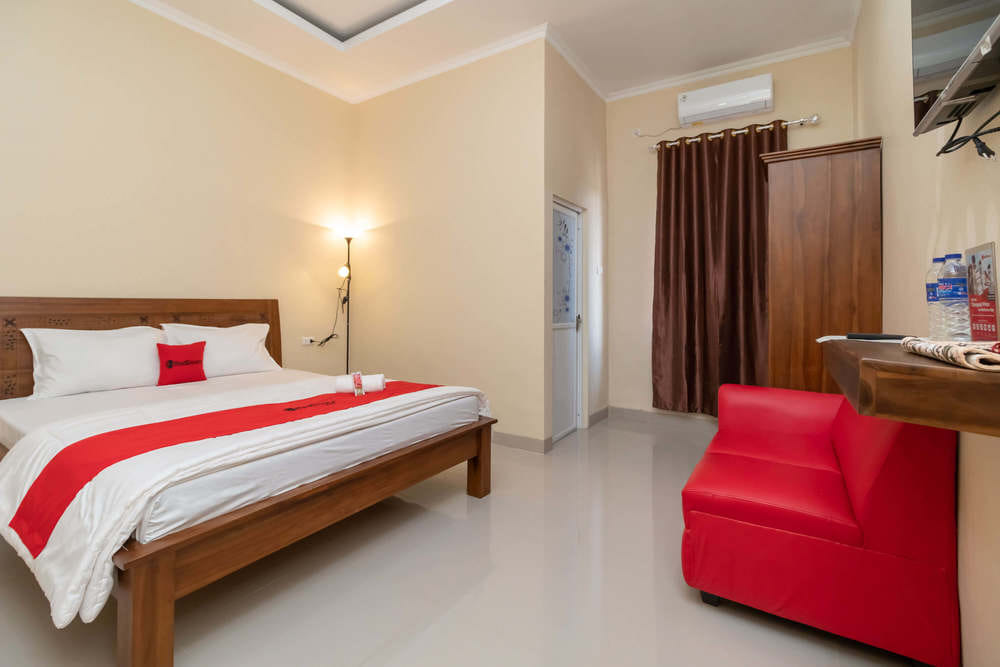 RedDoorz Premium