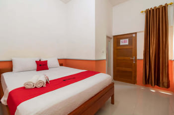 RedDoorz Plus near Universitas Saburai Lampung