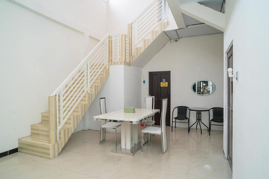 RedDoorz Syariah near Jalan A Yani KM 8 Citraland