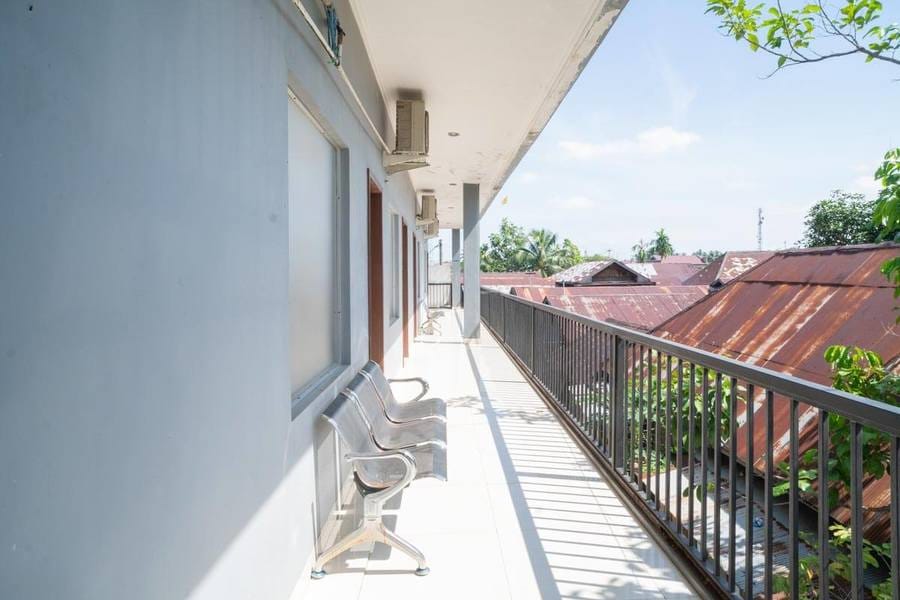 RedDoorz Syariah Near Tugu Dodol Kandangan