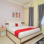 RedDoorz Syariah Near Lapangan Dwiwarna Barabai