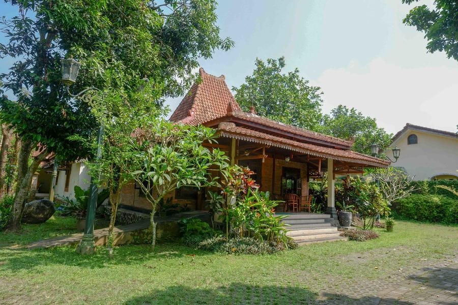 Alam Jogja Resort Mitra RedDoorz