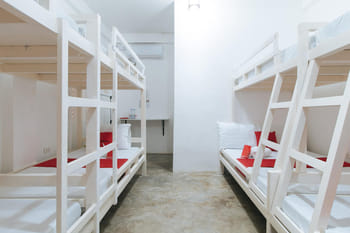 RedDoorz @ Camp Saint John Hotel La Union