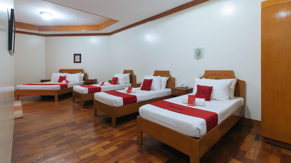 RedDoorz Premium Suite