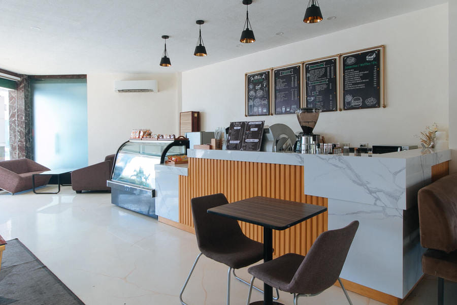 RedDoorz Premium @ Nick Hotel Gerona Tarlac