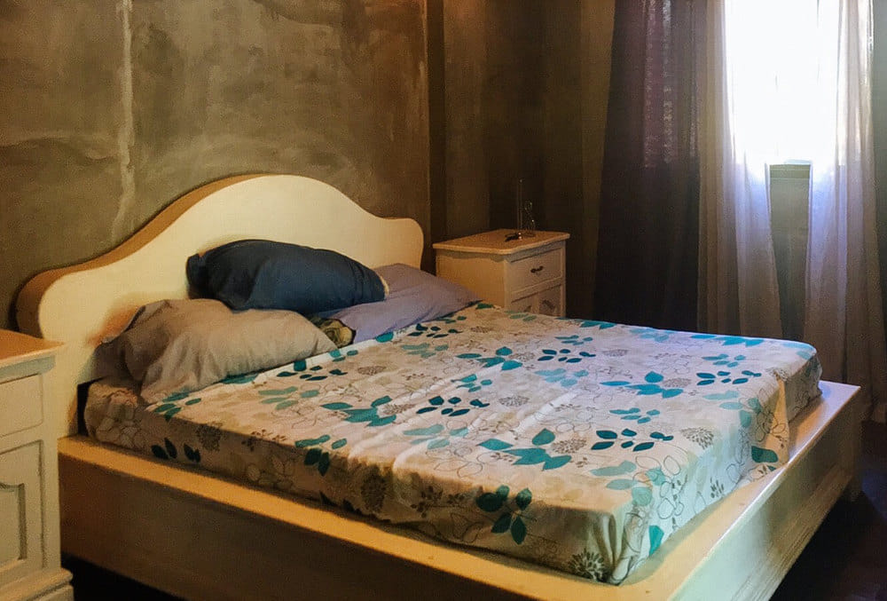 RedDoorz Deluxe Room